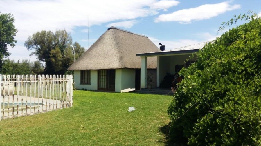 Commercial Property for Sale in Christiana North West